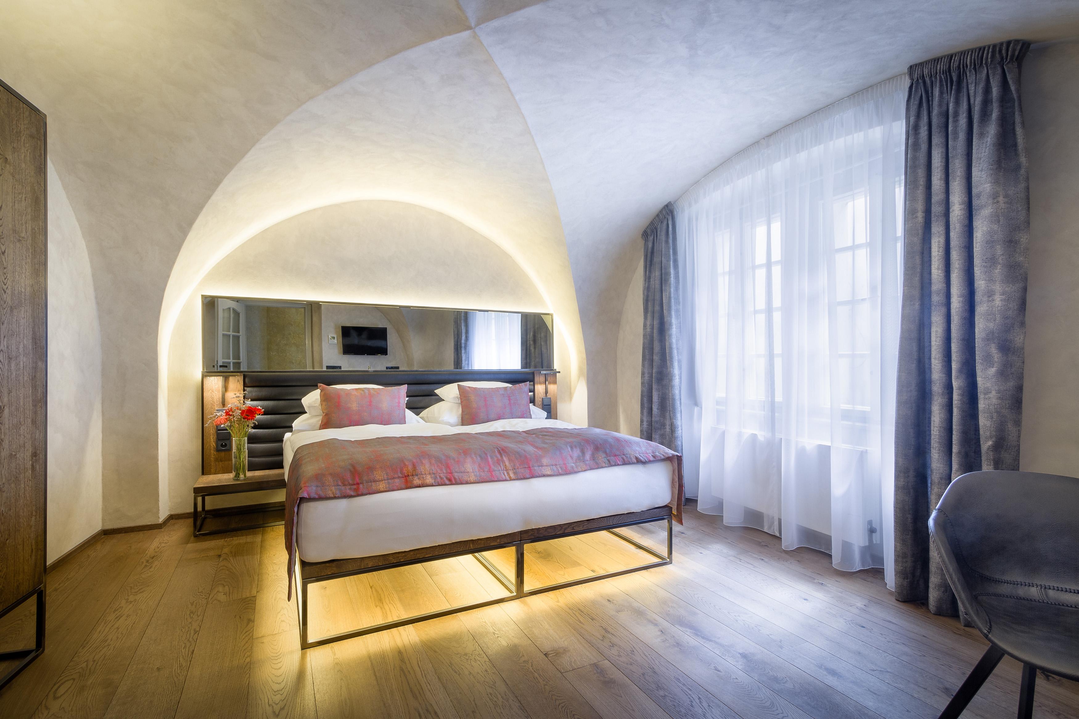 Waldstein 4* Prague